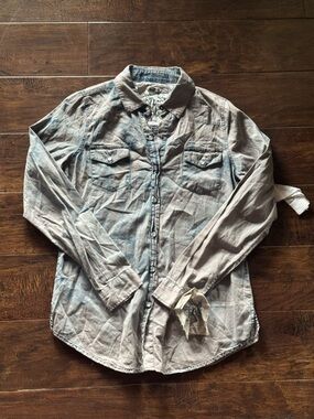 NWT J.A.K. Button Down Pearl Snap Top Size Medium